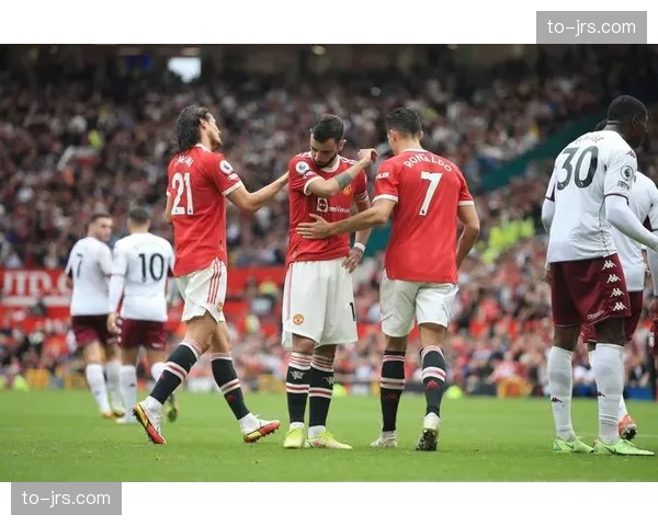 三中卫体系流行 英超多队尝试变阵应对密集赛程 三中卫体系流行 英超多队尝试变阵应对密集赛程