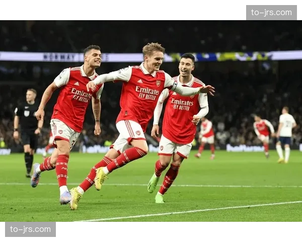 阿森纳高位逼抢编织天罗地网 窒息式压迫瓦解勒沃库森传控